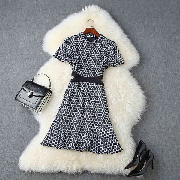 casual dresses summer short sleeve round neck black retro polka dot print panelled ruffle detail knee-length dress elegant l17t11079 phtz, Black;gray
casual dresses summer short sleeve round neck black retro polka dot print panelled ruffle detail knee-length dress elegant l17t11079 phtz, Black;gray