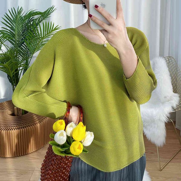women blouses pleated style spring summer shirts all-match long-sleeve elegant outerwear female clothes 2d1230 210507, White
women blouses pleated style spring summer shirts all-match long-sleeve elegant outerwear female clothes 2d1230 210507, White