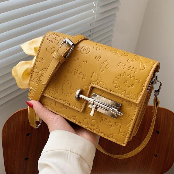 evening bags all-match fashion women bag 2021 shoulder summer texture with lock trend women's messenger
evening bags all-match fashion women bag 2021 shoulder summer texture with lock trend women's messenger