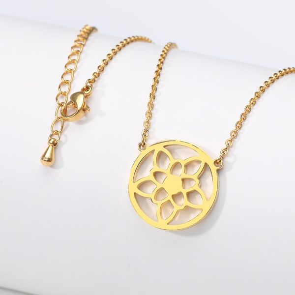 fashion 2021 necklace christmas gift flower of life rose gold silver color pendant for women and girls chain jewelry necklaces 
fashion 2021 necklace christmas gift flower of life rose gold silver color pendant for women and girls chain jewelry necklaces
