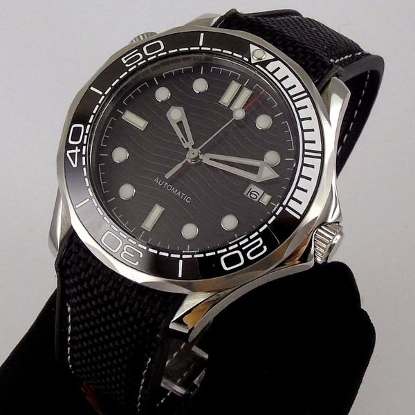 wristwatches dress 41mm nh35a miyota 8215 automatic men watch rubber strap sapphire crystal seeing back luminous dial screw crown, Slivery;brown
wristwatches dress 41mm nh35a miyota 8215 automatic men watch rubber strap sapphire crystal seeing back luminous dial screw crown, Slivery;brown
