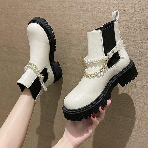 boots 2021 fashion chain decoration women's thick bottom round head autumn winter platform short keep warm set of feet, Black
boots 2021 fashion chain decoration women's thick bottom round head autumn winter platform short keep warm set of feet, Black
