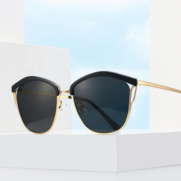 sunglasses tr polarized tide personality metal comfortable for men and women female 6138 big box, White;black
sunglasses tr polarized tide personality metal comfortable for men and women female 6138 big box, White;black