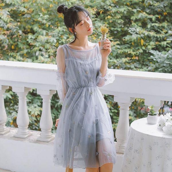 fairy skirt two piece 2021 spring and summer women's soft retro super star embroidery waist net dress casual dresses, Black;gray
fairy skirt two piece 2021 spring and summer women's soft retro super star embroidery waist net dress casual dresses, Black;gray