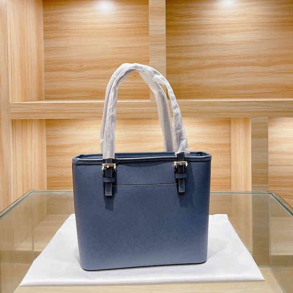 designer evening bags handbags tote bag handbag shoulder genuine leather high-quality different colors various styles fashion bran 76gr
designer evening bags handbags tote bag handbag shoulder genuine leather high-quality different colors various styles fashion bran 76gr