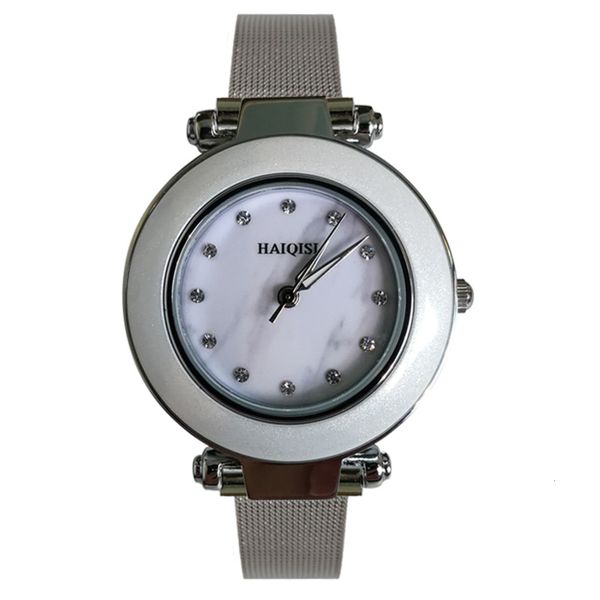 watch pin, diamond net, red stone face, pearl, lady's metal quartz watch., Slivery;brown
watch pin, diamond net, red stone face, pearl, lady's metal quartz watch., Slivery;brown