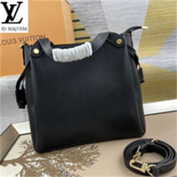 iconic luxury vf69 m55885 black pierced leather shoulder bag women handbags brand bags handles shoulder bags totes cross designer body b, Red;black
iconic luxury vf69 m55885 black pierced leather shoulder bag women handbags brand bags handles shoulder bags totes cross designer body b, Red;black