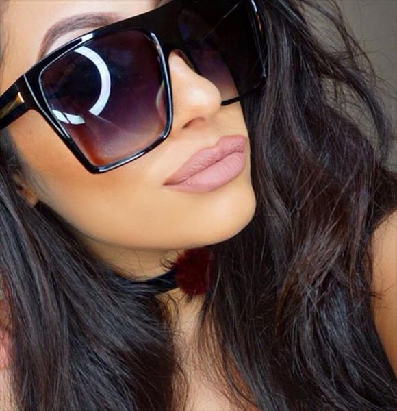 vintage square sunglasses women brand designer oversized sun glasses shades mirror black lens fashion uv400, White;black
vintage square sunglasses women brand designer oversized sun glasses shades mirror black lens fashion uv400, White;black