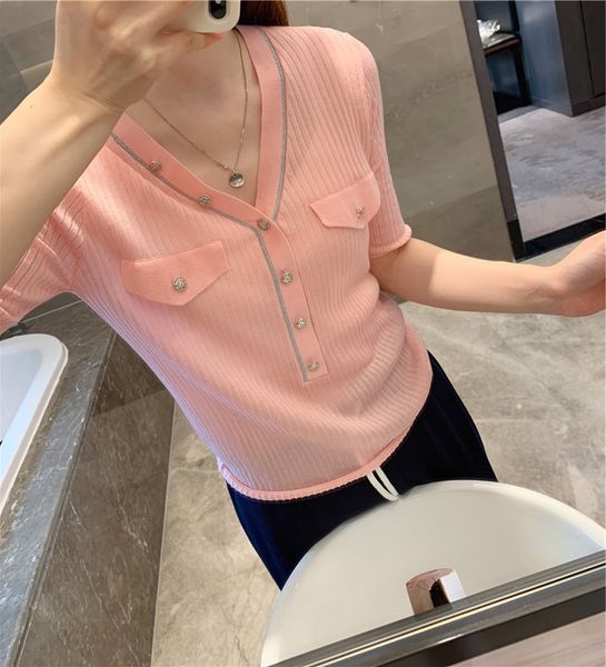 big button 5220 v-neck loose short sleeve sweater big fragrant ice silk knitted women, White
big button 5220 v-neck loose short sleeve sweater big fragrant ice silk knitted women, White