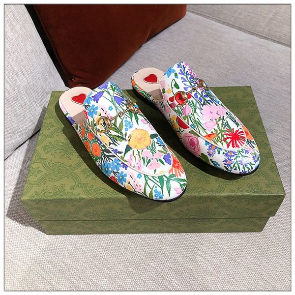 slipper designer slide summer sandals fashion trend women beach indoor flat flip flops leather female women shoes ladies slippers size 35-40, Black
slipper designer slide summer sandals fashion trend women beach indoor flat flip flops leather female women shoes ladies slippers size 35-40, Black