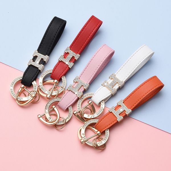 key chain car standard bmw mercedes benz audi volkswagen porsche men's and women's personalized leather pendant, Silver
key chain car standard bmw mercedes benz audi volkswagen porsche men's and women's personalized leather pendant, Silver