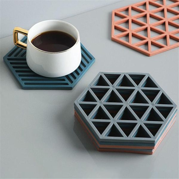 table runner 1pc silicone cup insulation pads anti-scalding kitchen cooking mats bowl dish pot pad placemat
table runner 1pc silicone cup insulation pads anti-scalding kitchen cooking mats bowl dish pot pad placemat