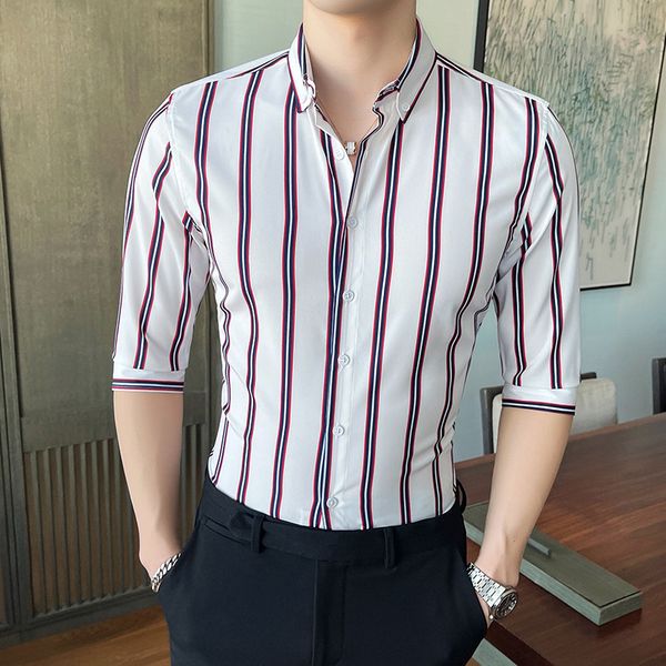 2021 shirt men's short sleeve slim fashion korean casual quarter sleeve shirt trend handsome summer, White;black
2021 shirt men's short sleeve slim fashion korean casual quarter sleeve shirt trend handsome summer, White;black
