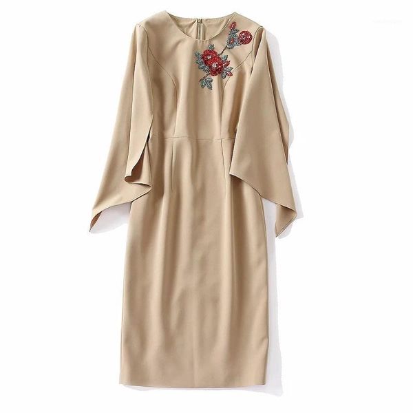 casual dresses vestido de fiesta 2021 autumn winter party events women crystal beading flower deco cape poncho sleeve bodycon sheath dress, Black;gray
casual dresses vestido de fiesta 2021 autumn winter party events women crystal beading flower deco cape poncho sleeve bodycon sheath dress, Black;gray
