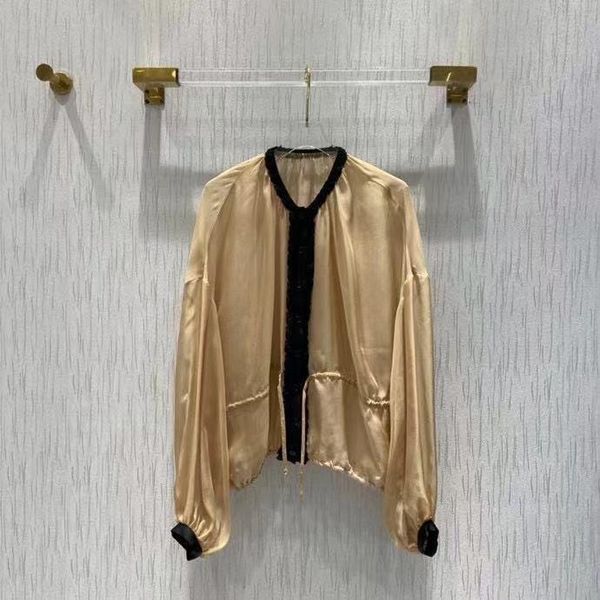 women's blouses & shirts 2021 autumn runway blouse women o-neck long sleeves single breasted ladies solid shirt, White
women's blouses & shirts 2021 autumn runway blouse women o-neck long sleeves single breasted ladies solid shirt, White