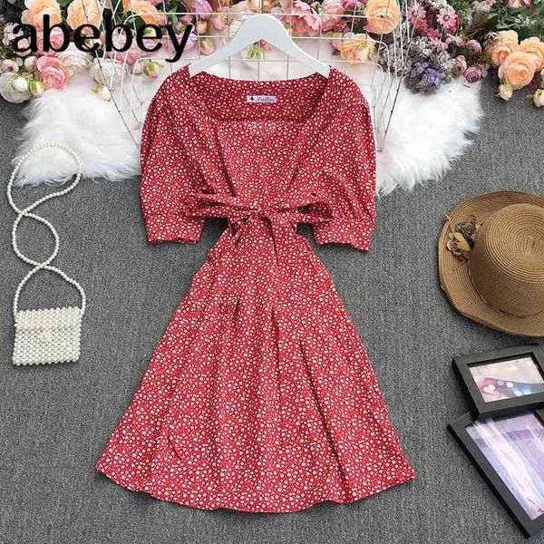 summer french vintage square collar puff sleeve dress high waist lace up waist floral print a-line dress 210715, Black;gray
summer french vintage square collar puff sleeve dress high waist lace up waist floral print a-line dress 210715, Black;gray