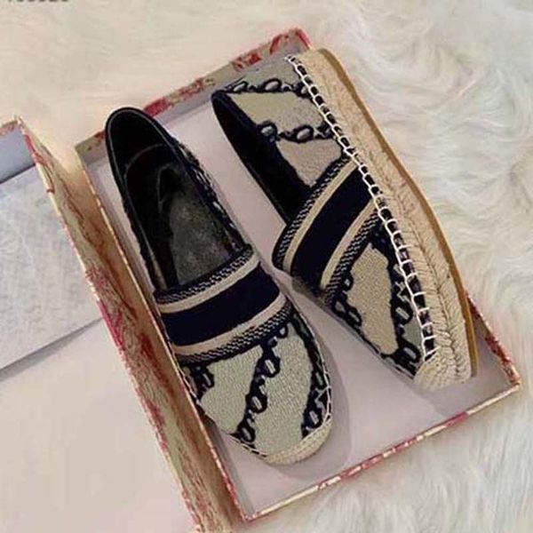 classic women's black cowhide hollow flat shoes brown single shoes grass sole fisherman's shoelaces box shoes 008 8-7
classic women's black cowhide hollow flat shoes brown single shoes grass sole fisherman's shoelaces box shoes 008 8-7