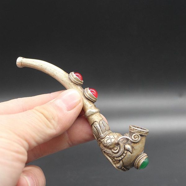 decorative objects & figurines chinese tibetan silver and copper dragon head inlaid with red green gemstones old-fashioned pans/pipe
decorative objects & figurines chinese tibetan silver and copper dragon head inlaid with red green gemstones old-fashioned pans/pipe