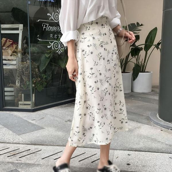 chiffon summer casual womens skirts high waist plus size retro floral print female elegant fashionable clothing, Black
chiffon summer casual womens skirts high waist plus size retro floral print female elegant fashionable clothing, Black