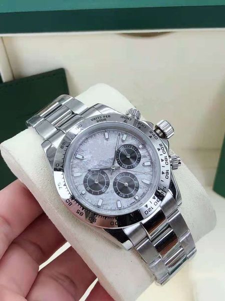 2021 new men's 40mm automatic mechanical watch stainless steel case strap sapphire mirror wristwatch, Slivery;brown
2021 new men's 40mm automatic mechanical watch stainless steel case strap sapphire mirror wristwatch, Slivery;brown