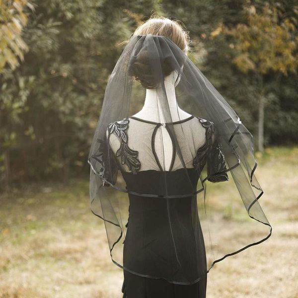 black veil ribbon edge center layered bridal veil with comb (fingertip and cathedral length) (fingertip black)
black veil ribbon edge center layered bridal veil with comb (fingertip and cathedral length) (fingertip black)