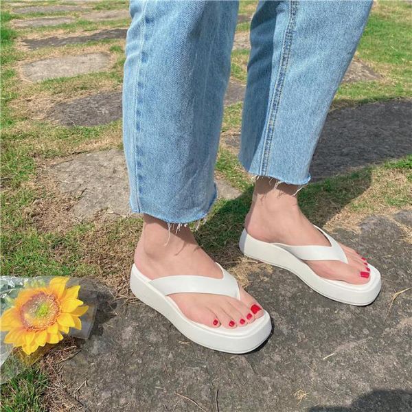 flip flops woman slipper clip-toe 2021 summer thick soled slides mixed colors flat platform casual lady shoes beach slippers, Black
flip flops woman slipper clip-toe 2021 summer thick soled slides mixed colors flat platform casual lady shoes beach slippers, Black