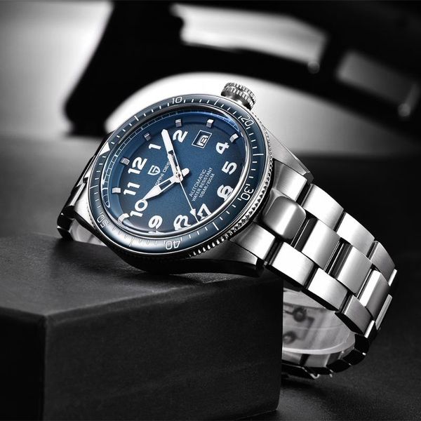 design 2021 fashion men watch waterproof sports business stainless steel automatic wristwatches, Slivery;brown
design 2021 fashion men watch waterproof sports business stainless steel automatic wristwatches, Slivery;brown
