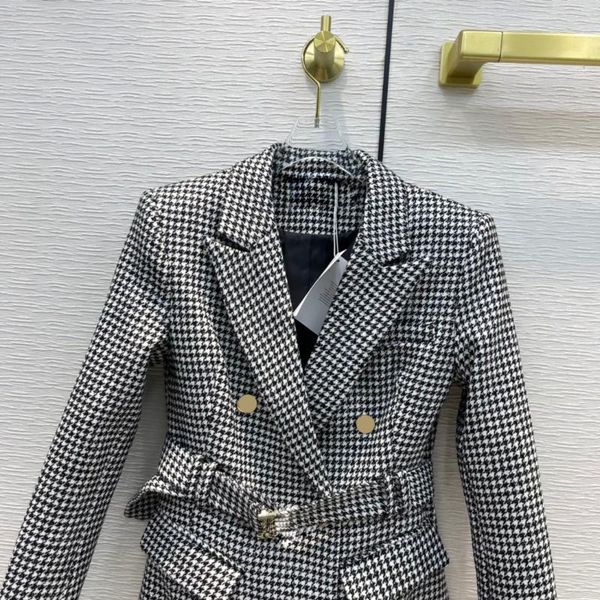 women's suits & blazers high-end brand houndstonch dress for women fashion double breasted dresses 3d cut lapel slim lady winter, White;black
women's suits & blazers high-end brand houndstonch dress for women fashion double breasted dresses 3d cut lapel slim lady winter, White;black