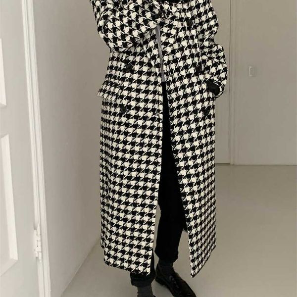 women autumn winter plaid casual houndstooth jacket woolen blends long sleeves loose coat outerwear fashion oversized cloak 211110, Black
women autumn winter plaid casual houndstooth jacket woolen blends long sleeves loose coat outerwear fashion oversized cloak 211110, Black