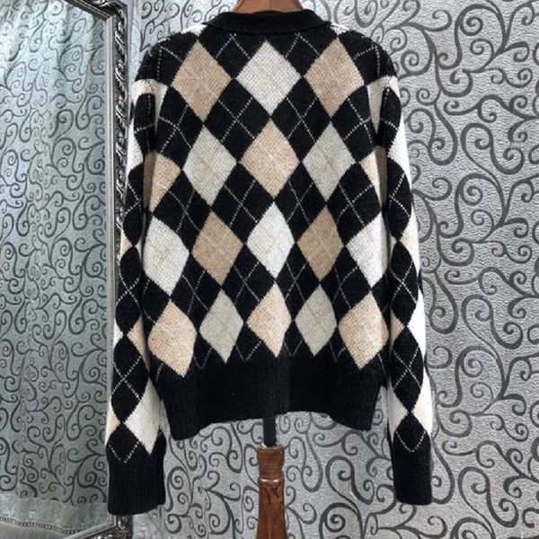 skirt autumn winter fashion jacket women v-neck geometric patterns knitting casual cardigan coat, White
skirt autumn winter fashion jacket women v-neck geometric patterns knitting casual cardigan coat, White