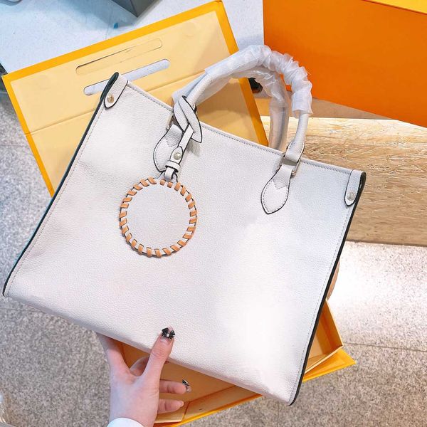 2021 luxurys designers bags fashion womens crossbody printed handbag real leather ladies purse handbags e
2021 luxurys designers bags fashion womens crossbody printed handbag real leather ladies purse handbags e