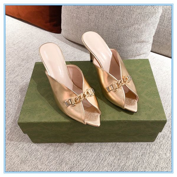2021 woman slippers fashion beach high heels slipper alphabet lady sandals leather slides slide with box, Black
2021 woman slippers fashion beach high heels slipper alphabet lady sandals leather slides slide with box, Black