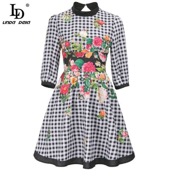 fashion designer summer plaid short dress women stand collar luxury bead sequins floral print vintage mini 210522, Black;gray
fashion designer summer plaid short dress women stand collar luxury bead sequins floral print vintage mini 210522, Black;gray