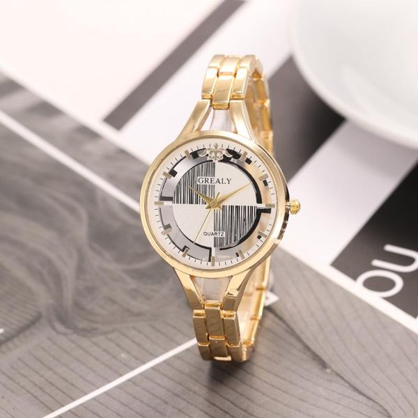 fashion luxury hollow women watch ladies alloy quartz female wristwatches montre femme relogio, Slivery;brown
fashion luxury hollow women watch ladies alloy quartz female wristwatches montre femme relogio, Slivery;brown
