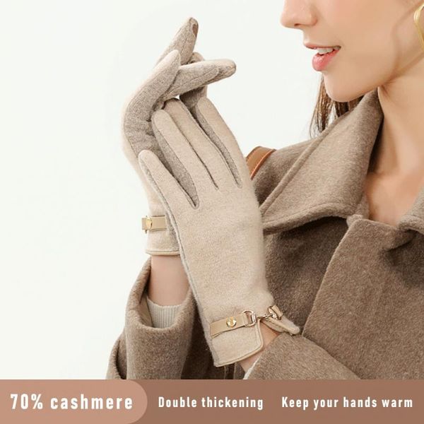 sports gloves winter warm chain cashmere embroidery plush glove women windproof driving womne wool thicken cycling touch screen mitten, Black
sports gloves winter warm chain cashmere embroidery plush glove women windproof driving womne wool thicken cycling touch screen mitten, Black