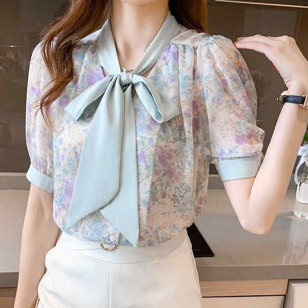 summer korean fashion silk woman shirts satin office lady short sleeve buttoned shirt plus size xxl blue ladies blouse 210531, White
summer korean fashion silk woman shirts satin office lady short sleeve buttoned shirt plus size xxl blue ladies blouse 210531, White