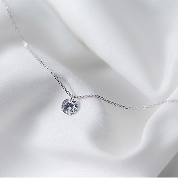 925 sterling silver shiny aaa zircon pendant simple cz necklace choker for women wedding gift fashion delicate fine jewelry
925 sterling silver shiny aaa zircon pendant simple cz necklace choker for women wedding gift fashion delicate fine jewelry