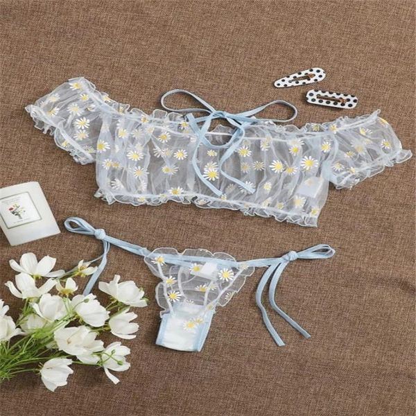 sheer daisy floral printing off-shoulder bowknot strapless crop + bow knot tie-waist thong-panty underwear sets, Black;white
sheer daisy floral printing off-shoulder bowknot strapless crop + bow knot tie-waist thong-panty underwear sets, Black;white