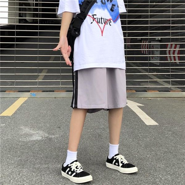 men's shorts instagram looks like cotton slacks with straight legs for both men and women, White;black
men's shorts instagram looks like cotton slacks with straight legs for both men and women, White;black