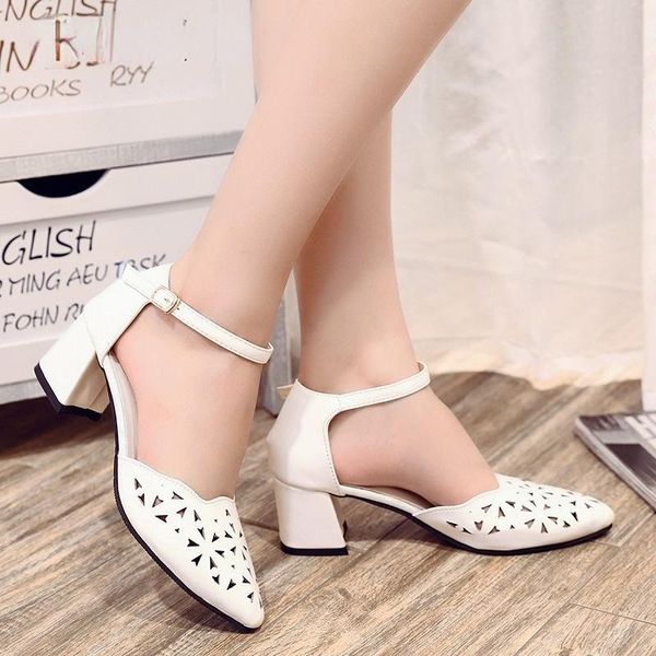 sandals 2021 fashion women square heel round toe hollow out chunky gladiator with strap white summer shoes plus size 41, Black
sandals 2021 fashion women square heel round toe hollow out chunky gladiator with strap white summer shoes plus size 41, Black