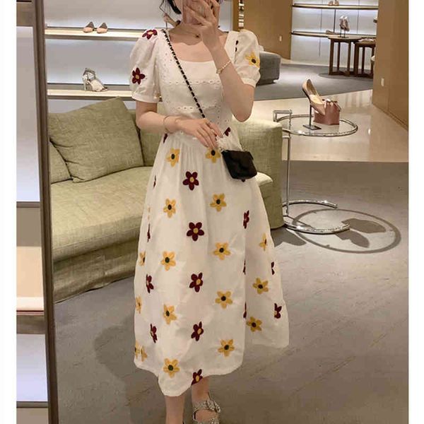 casual dresses vintage embroidery sun floral midi dress women elegant puff sleeve o neck clothes mkok, Black;gray
casual dresses vintage embroidery sun floral midi dress women elegant puff sleeve o neck clothes mkok, Black;gray