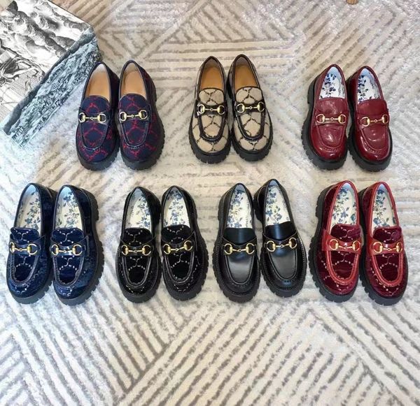 women dress shoes designer shoess slides 2022 casual women sneakers whitemetal button 100% leather fashion ladies luxurys trainers with box, Black
women dress shoes designer shoess slides 2022 casual women sneakers whitemetal button 100% leather fashion ladies luxurys trainers with box, Black