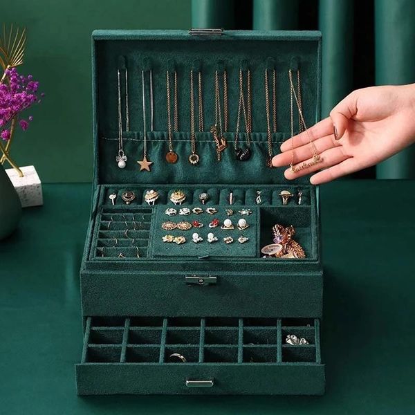 jewelry pouches, bags 2021 box 3-layers green stud organizer large ring necklace makeup holder case velvet with lock for women, Pink;blue
jewelry pouches, bags 2021 box 3-layers green stud organizer large ring necklace makeup holder case velvet with lock for women, Pink;blue