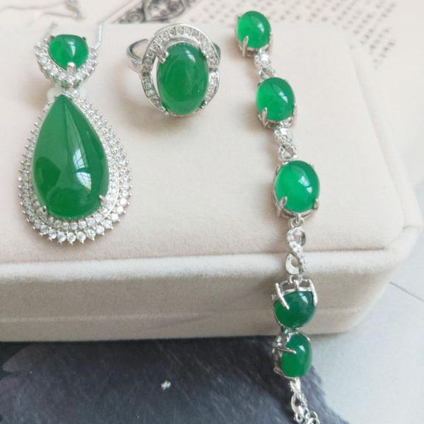 natural jade medullary jewlery 925 silver pendants ring bracelet jewelry set for women girls party four-style bracelet, earrings & necklace, Black
natural jade medullary jewlery 925 silver pendants ring bracelet jewelry set for women girls party four-style bracelet, earrings & necklace, Black