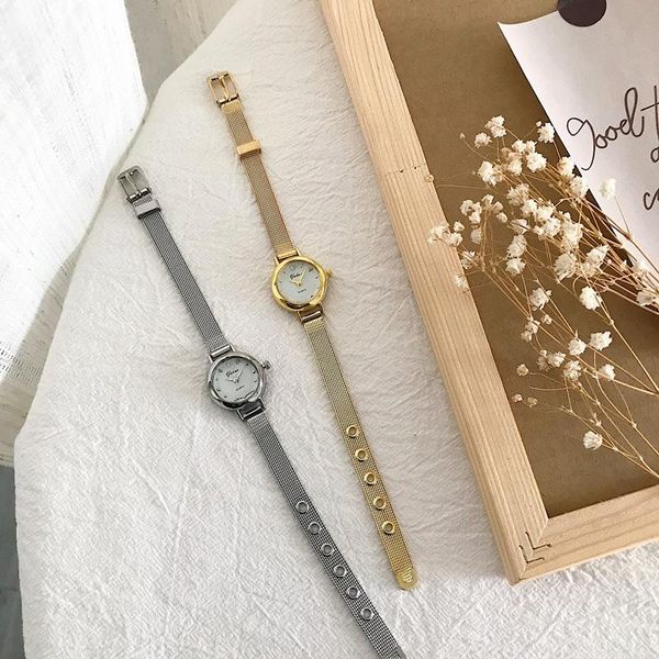 wristwatches women fashion gold silver mesh strap watches retro small ladies quartz simple woman leather clock reloj de mujer, Slivery;brown
wristwatches women fashion gold silver mesh strap watches retro small ladies quartz simple woman leather clock reloj de mujer, Slivery;brown