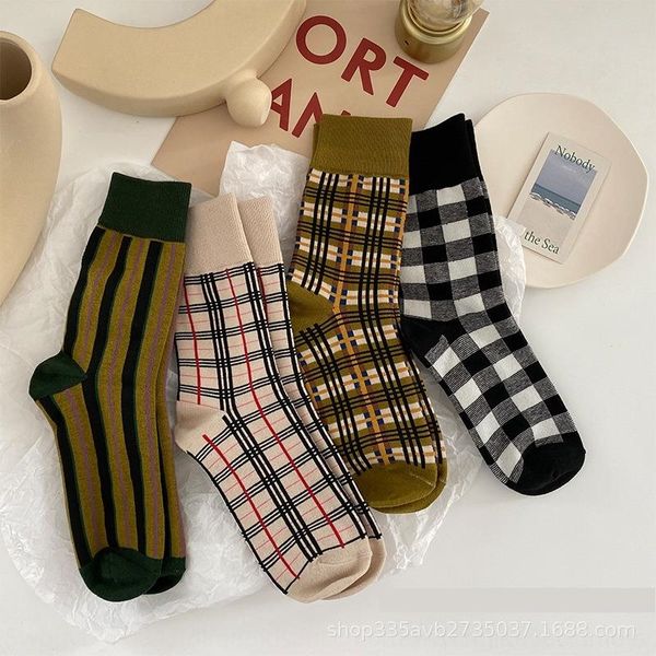 e08k autumn and winterplaid children's middle tube medium medium socks british hosiery style versatile cotton long tube fashion socks, Black;white
e08k autumn and winterplaid children's middle tube medium medium socks british hosiery style versatile cotton long tube fashion socks, Black;white