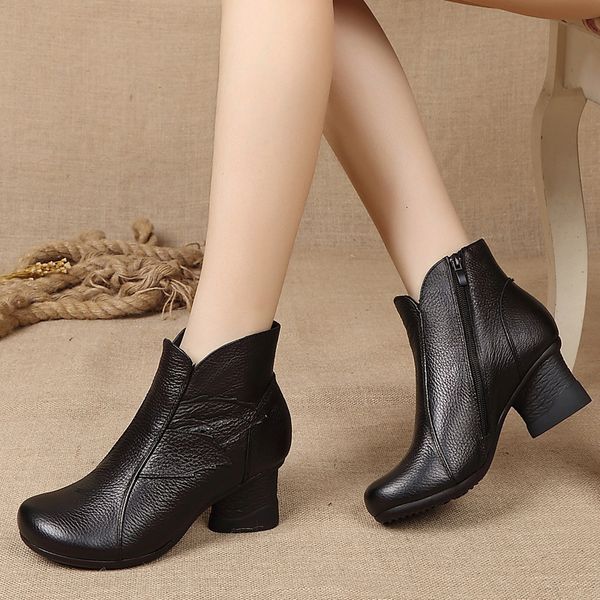 short women's leather soft soled boots thick heel anti-skid plush warm m's cotton sho, Black
short women's leather soft soled boots thick heel anti-skid plush warm m's cotton sho, Black