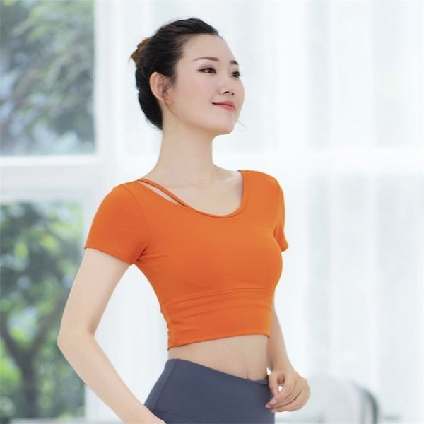 yoga suit short sleeve with breast pad female exposed navel fitness professional sprint sports top
yoga suit short sleeve with breast pad female exposed navel fitness professional sprint sports top