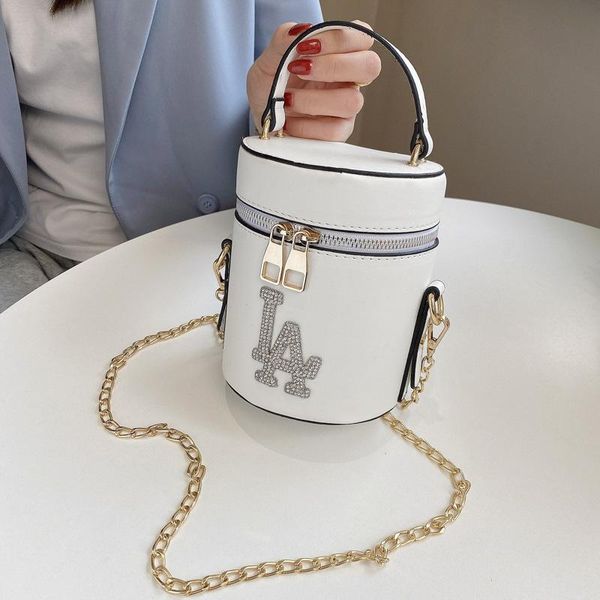 shoulder bags high-quality temperament bucket small package 2021 fashion chain single crossbody candy-colored bag
shoulder bags high-quality temperament bucket small package 2021 fashion chain single crossbody candy-colored bag