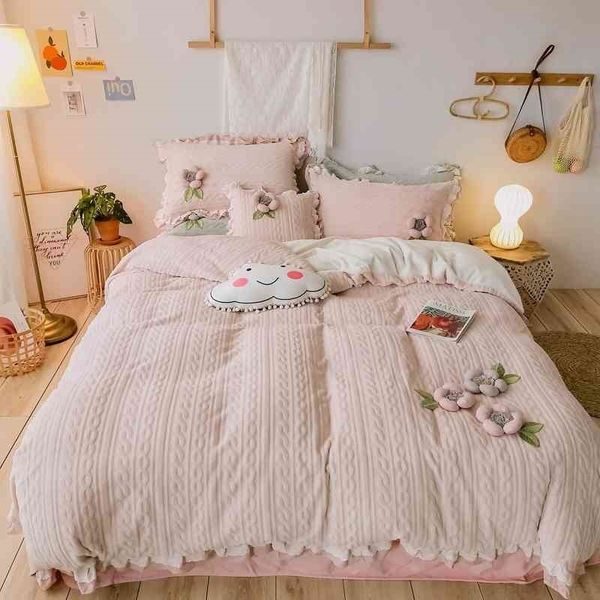 velvet plush soft warm duvet cover bed sheet flowers pink grey bedding set for girls women winter king size 4pcs
velvet plush soft warm duvet cover bed sheet flowers pink grey bedding set for girls women winter king size 4pcs